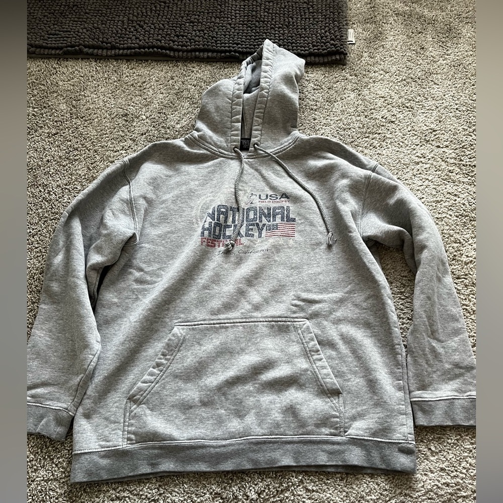 Grey sweatshirt